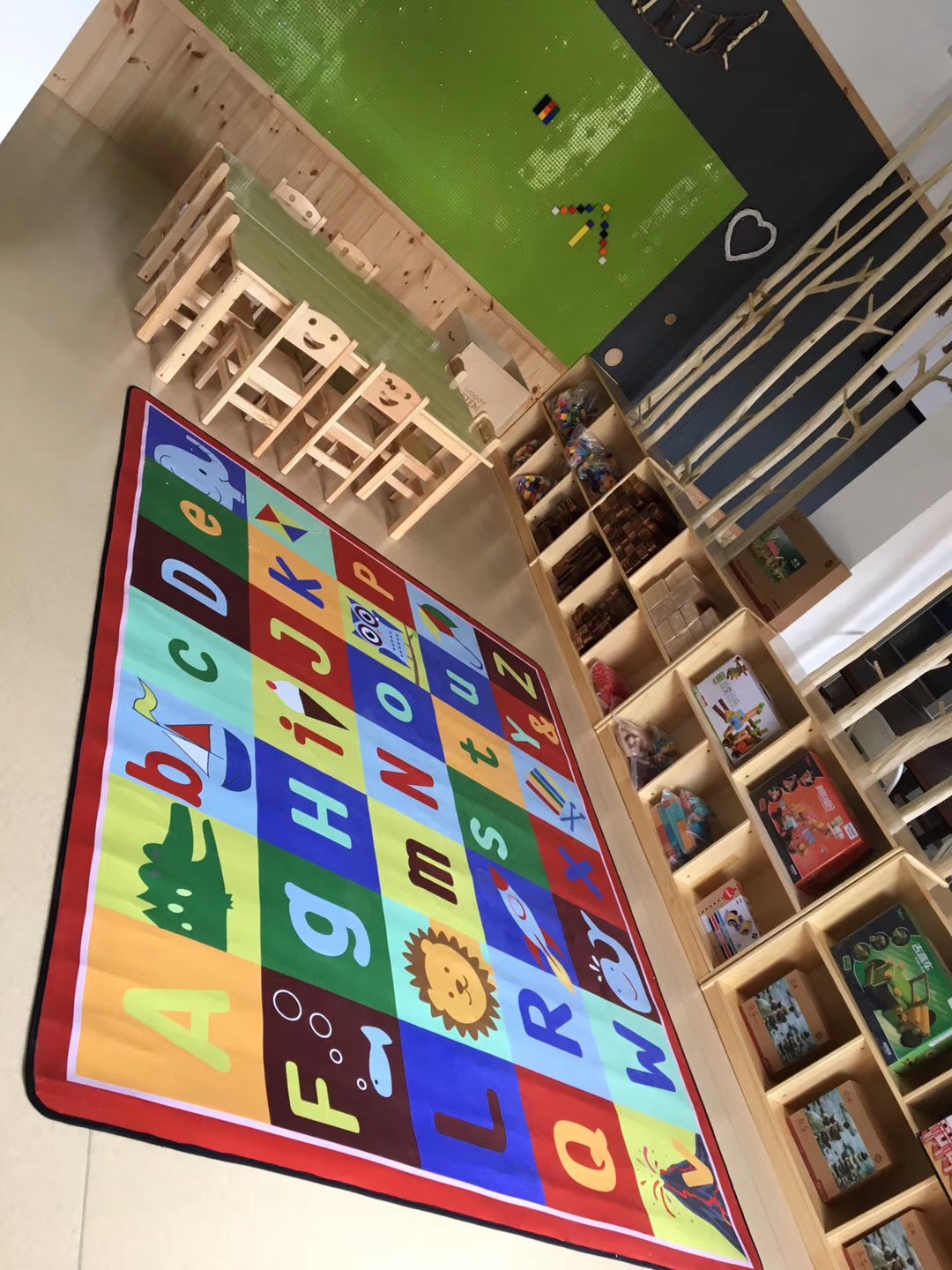 幼儿园构建玩具区