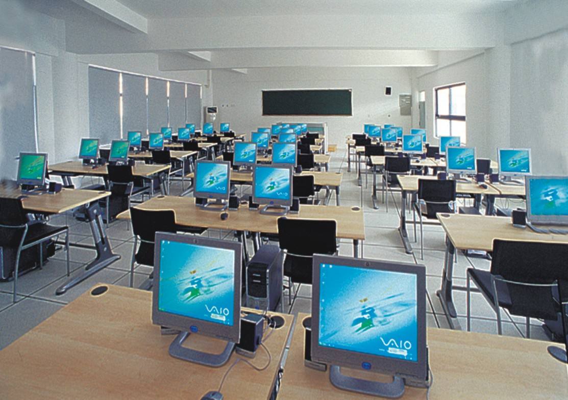 微机教室2