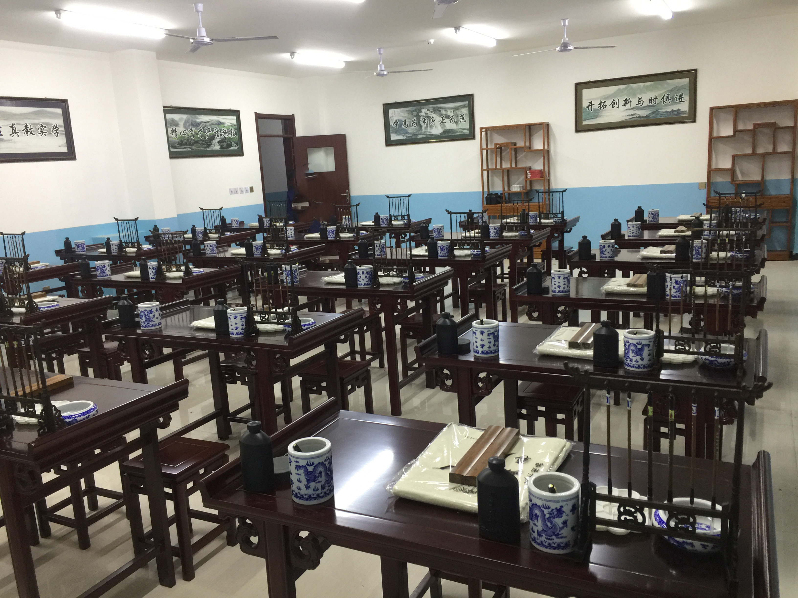 传统红木书法桌书法教室